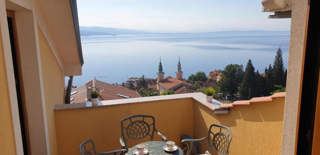 Apatmani Milena * Opatija